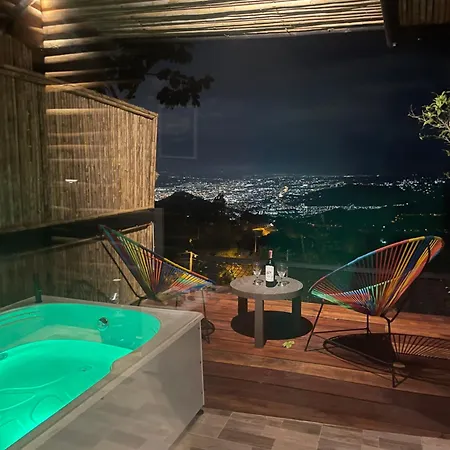 Romero Glamping Y Cabanas Cali Exterior photo