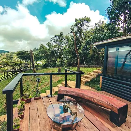 Romero Glamping Y Cabanas Cali Exterior photo